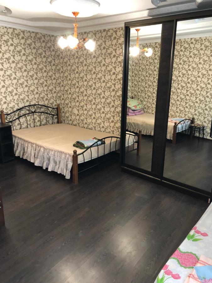 Nina Mini Hotel Гагра Екстер'єр фото