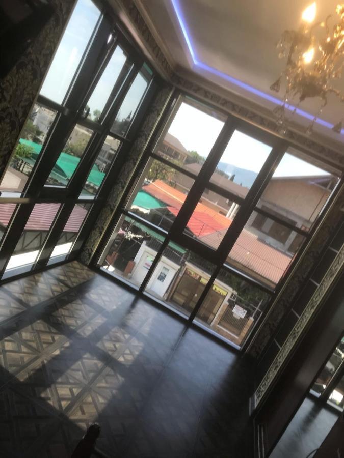 Nina Mini Hotel Гагра Екстер'єр фото