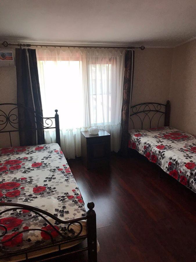 Nina Mini Hotel Гагра Екстер'єр фото